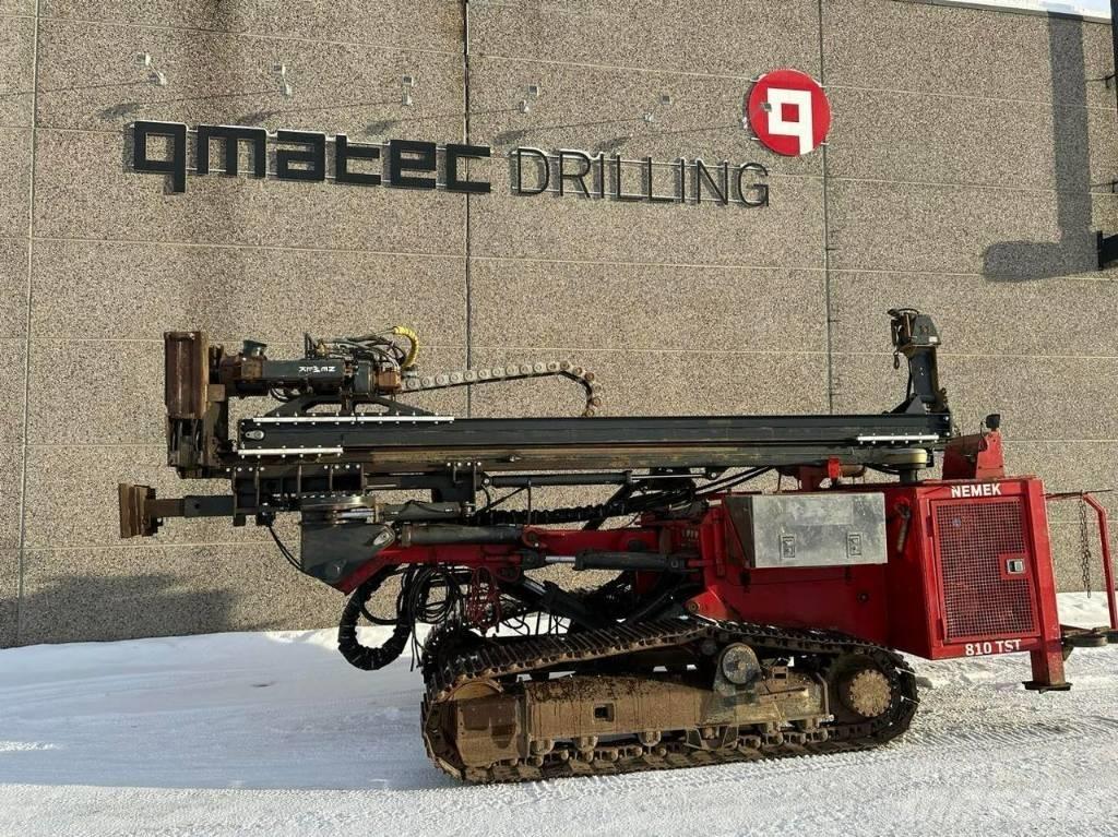  Qmatec 810TST (NEMEK) Vertikaalsed puurmasinad