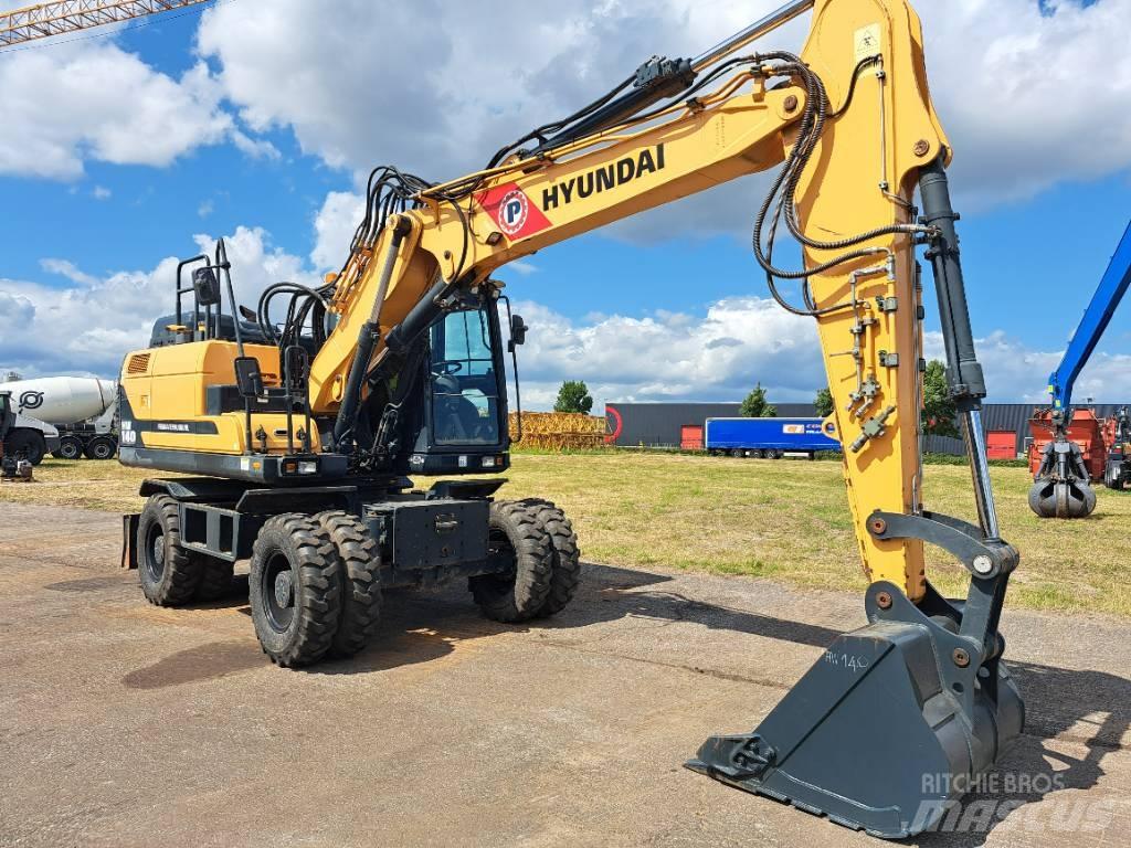 Hyundai HW140 Ratasekskavaatorid