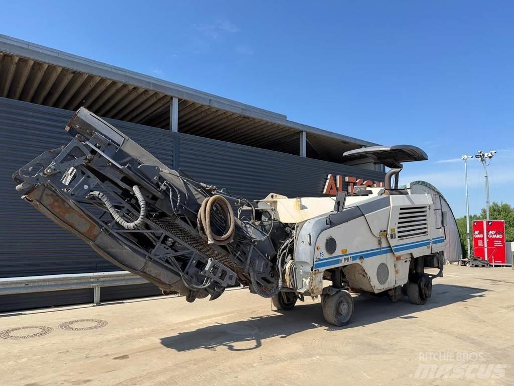 Wirtgen W 100 F Asfaldi külmfreesimise masinad