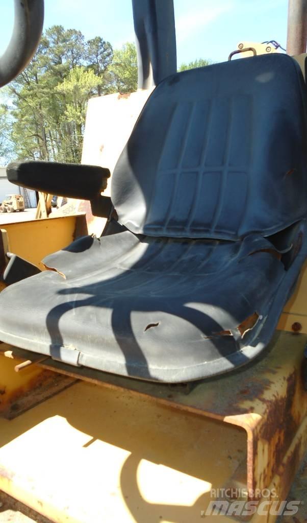 CAT CP 323 C Kombineeritud rullid
