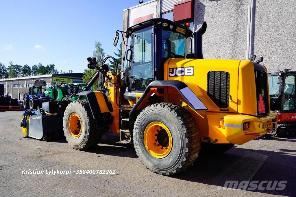 JCB 437HT Rataslaadurid