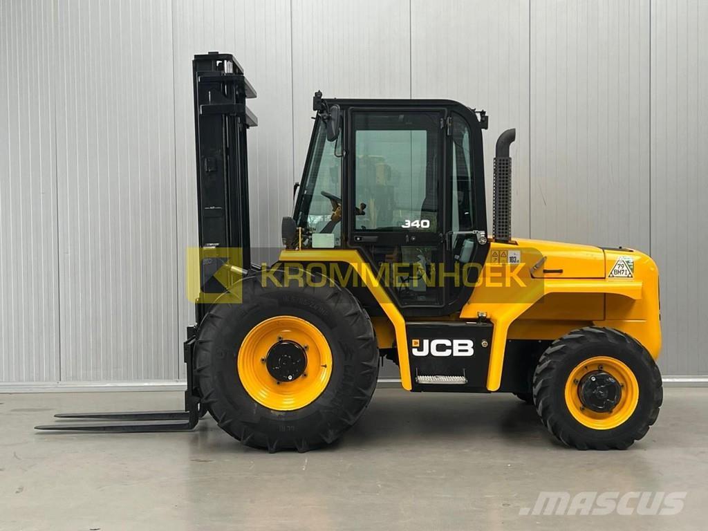 JCB 940 Maastikutõstukid