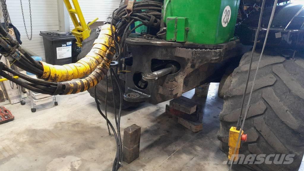 John Deere 1110 D Forwarderid
