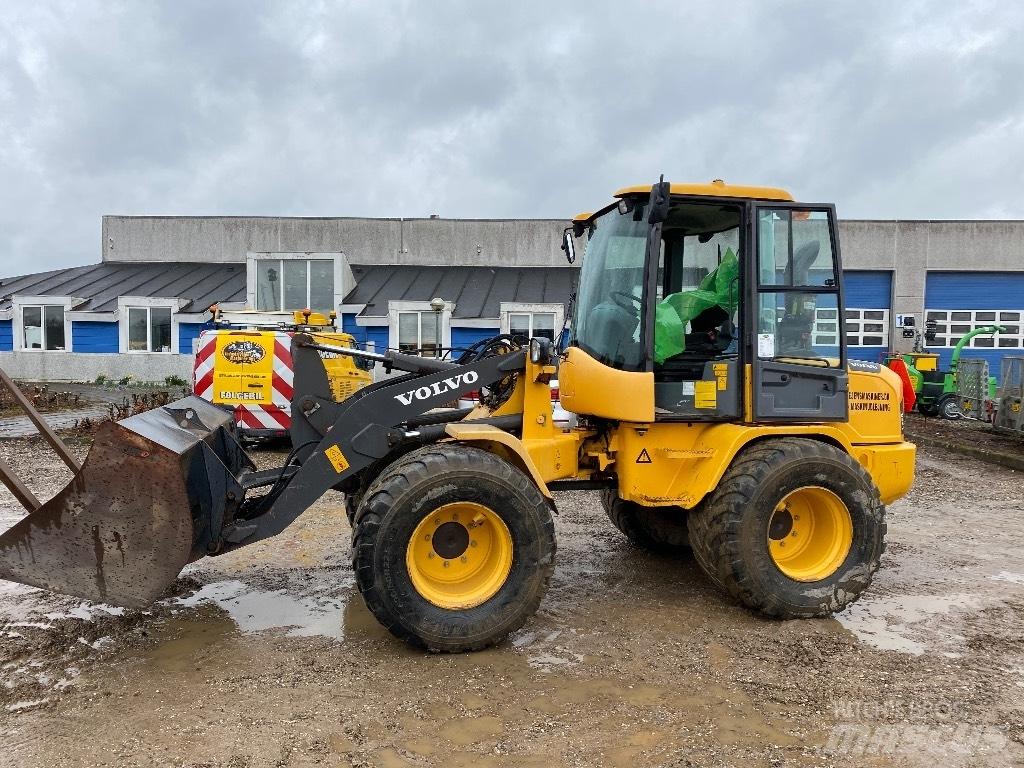 Volvo L 35 G Rataslaadurid