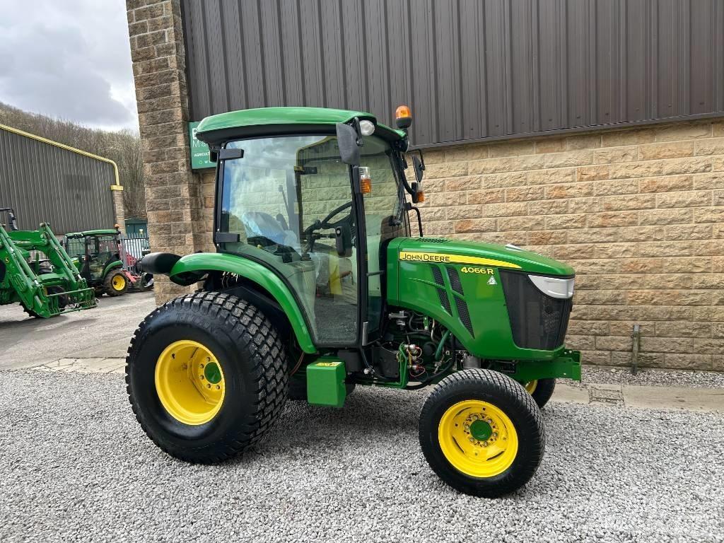 John Deere 4066R Traktorid