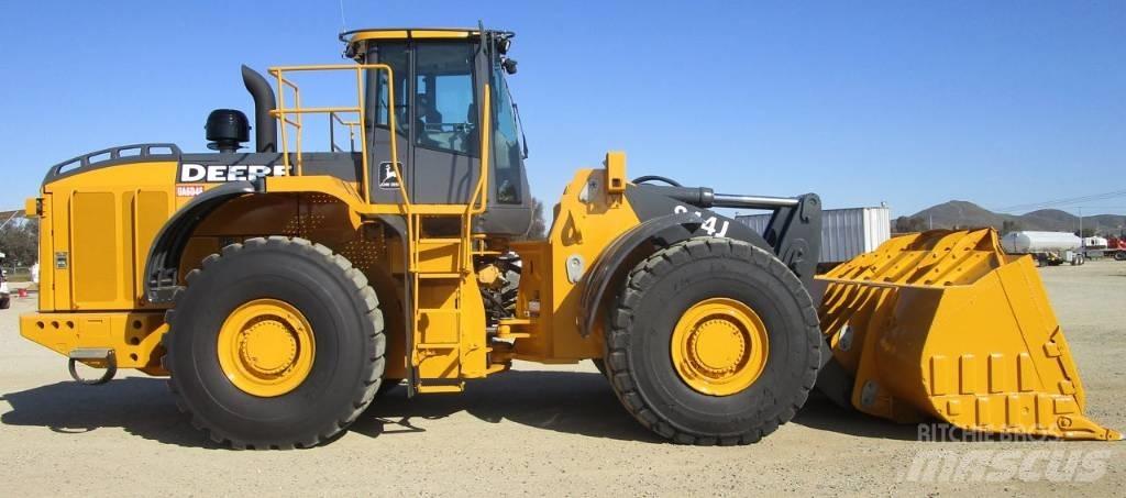 John Deere 844 J Rataslaadurid