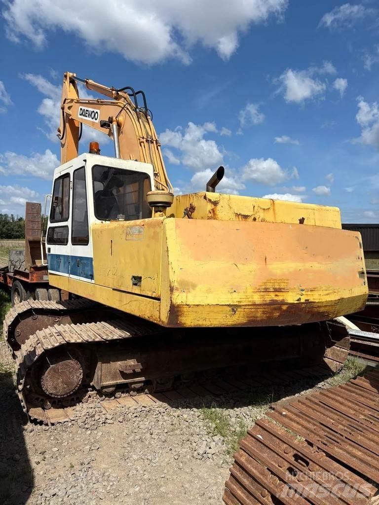 Daewoo DH 220LC Roomikekskavaatorid