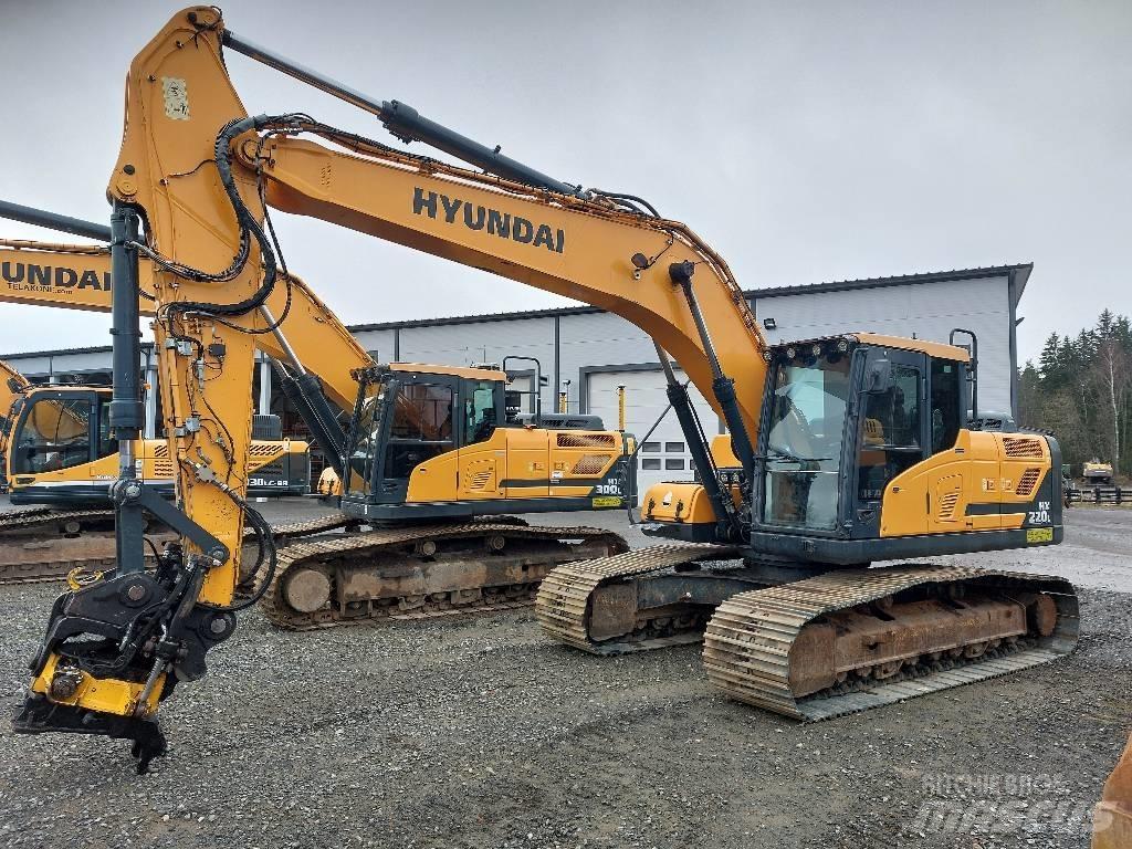 Hyundai HX 220 L Roomikekskavaatorid