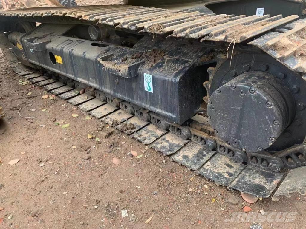 Komatsu PC 120 Roomikekskavaatorid