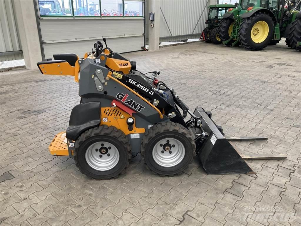 GiANT SK 252D Väikelaadurid