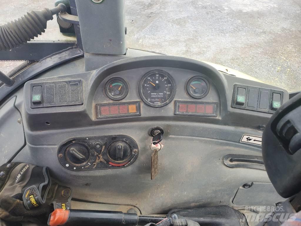 New Holland LB 75 Ratasekskavaatorid