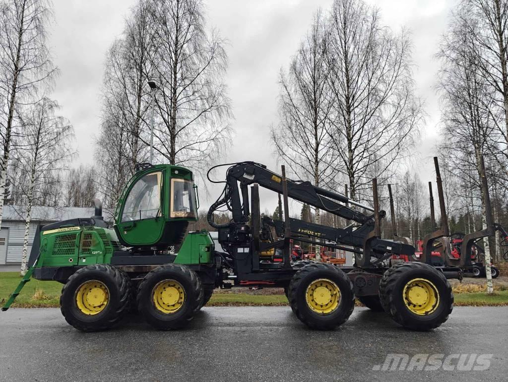 John Deere 1210 E Forwarderid