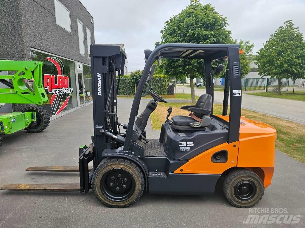 Doosan D 35 S-7 Diiseltõstukid
