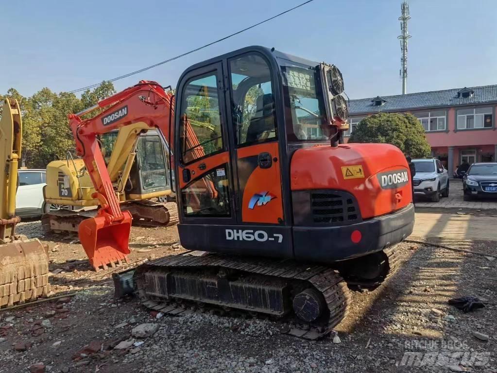 Doosan DH 60-7 Miniekskavaatorid < 7 t