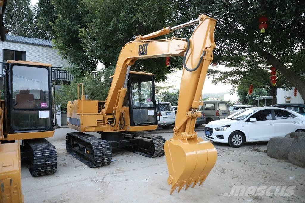 CAT E 70 B Miniekskavaatorid < 7 t