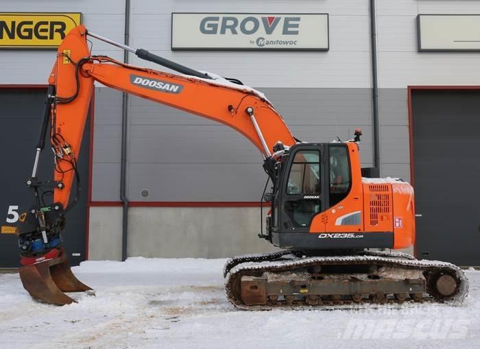 Doosan DX235LCR-5 Roomikekskavaatorid