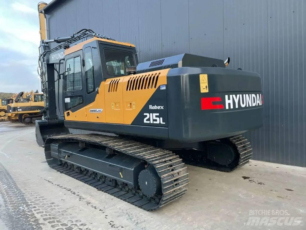Hyundai R215L Roomikekskavaatorid