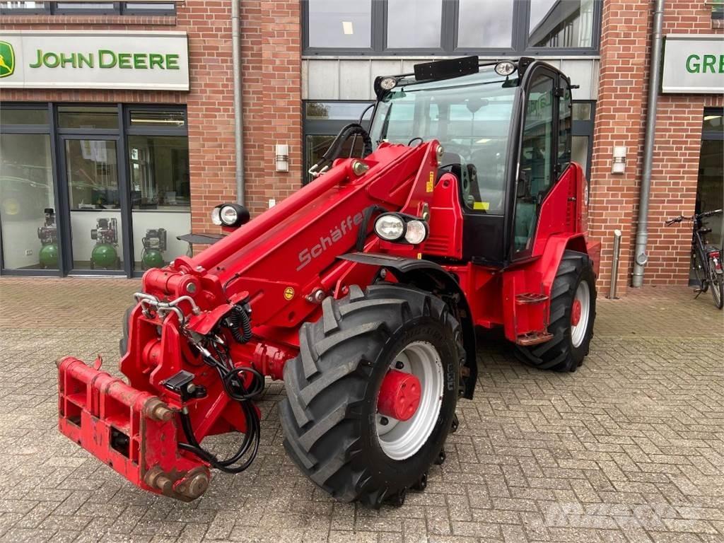 Schäffer 8610T Teleskooplaadurid