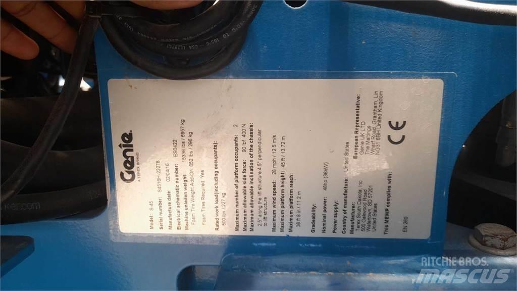 Genie S45 Teleskoop poomtõstukid