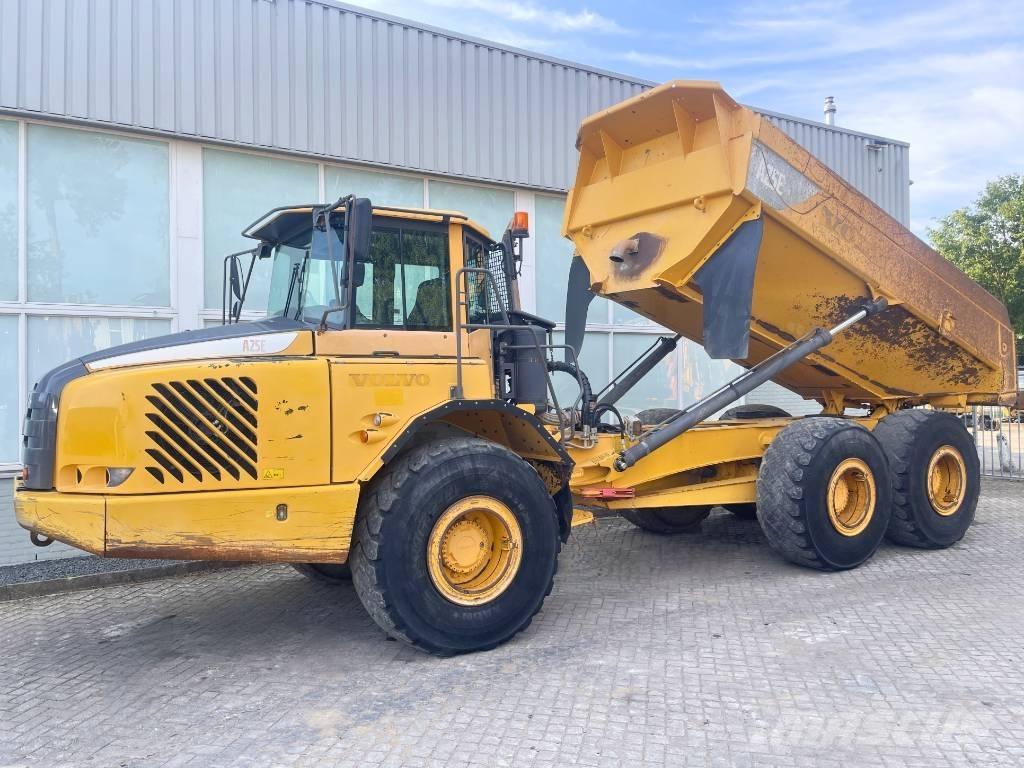 Volvo A25E Liigendraamiga pinnaseveokid