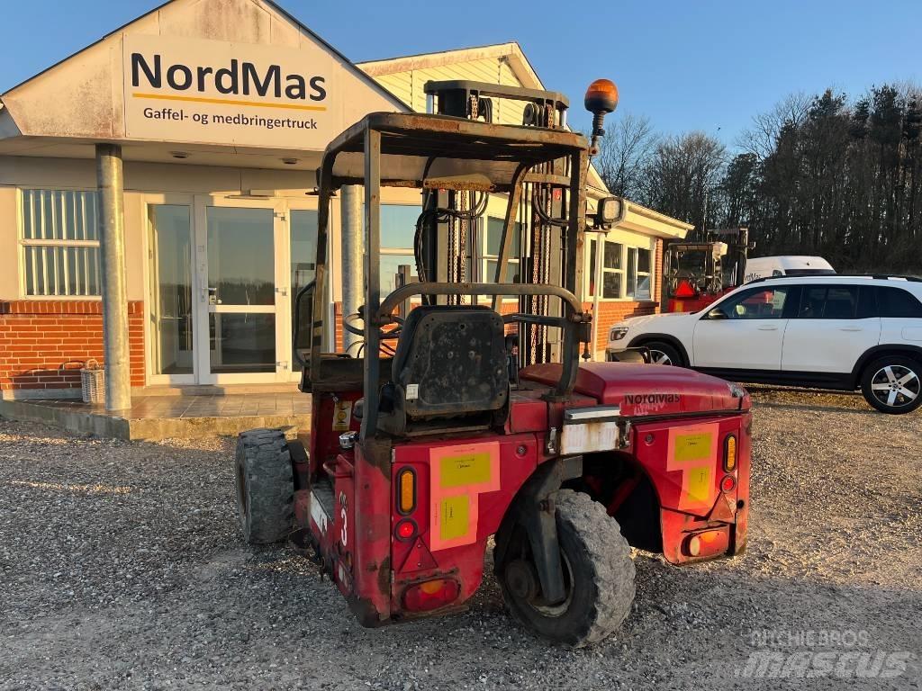 Moffett M4 25.3 Diiseltõstukid