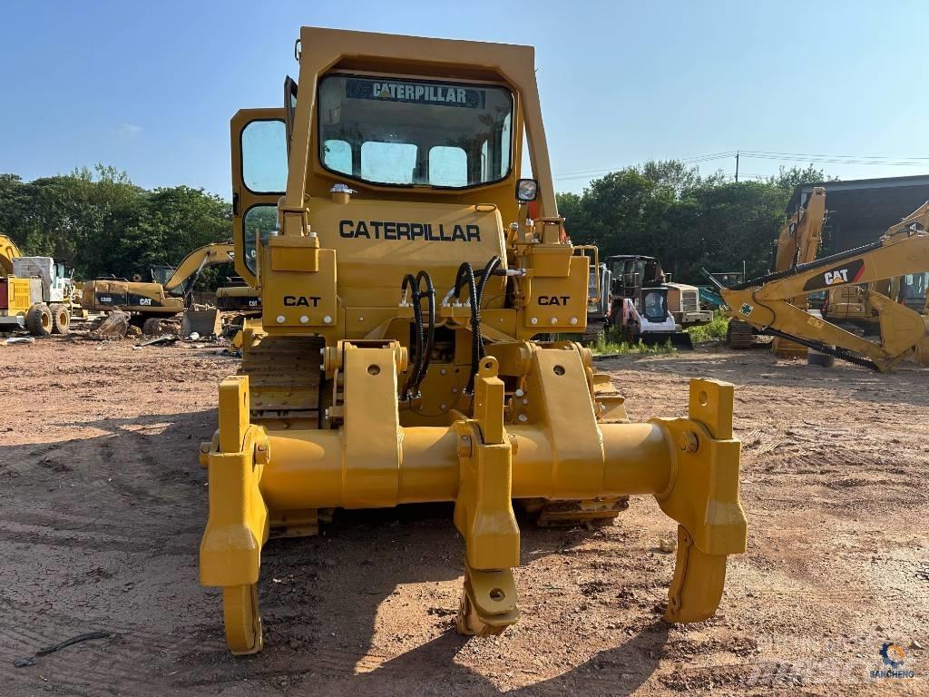 CAT D 7 G Buldooserid