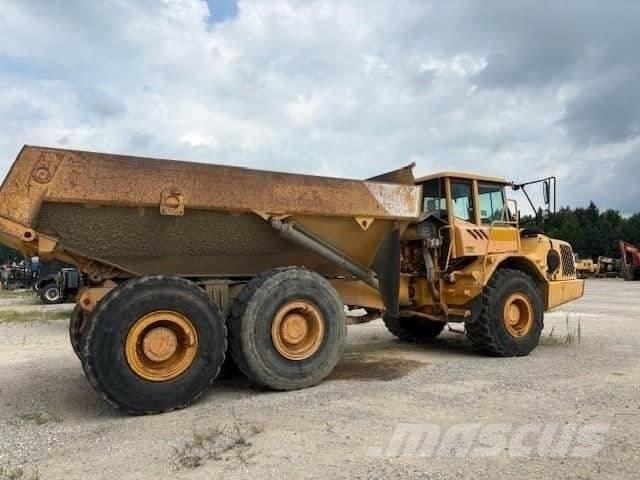Volvo A 30 D Liigendraamiga pinnaseveokid
