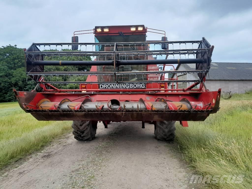 Dronningborg D 7500 Teraviljakombainid