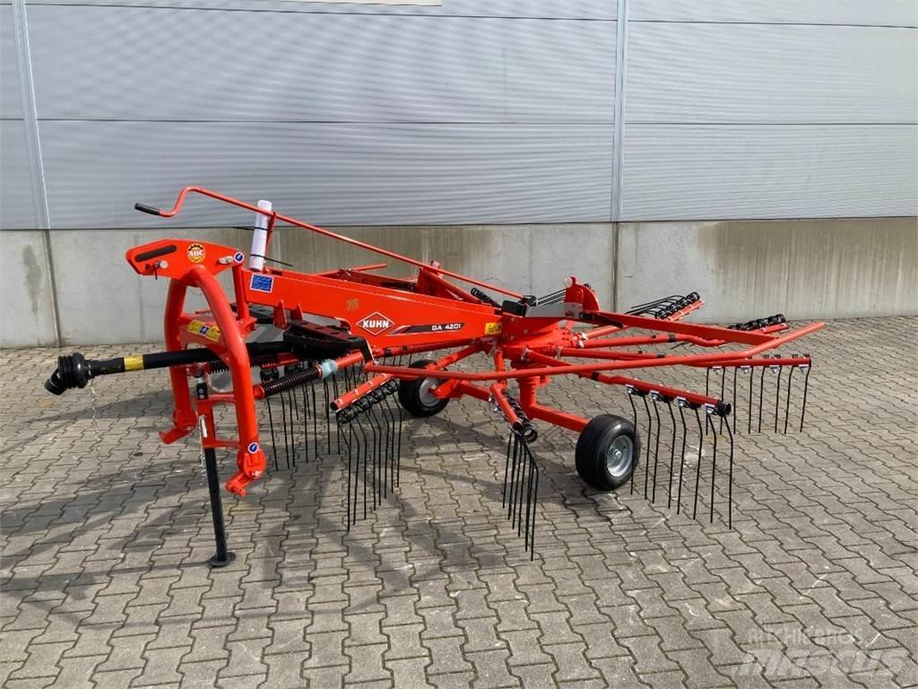 Kuhn GA 4201 Iseliikuvad niidukid-vaalutid