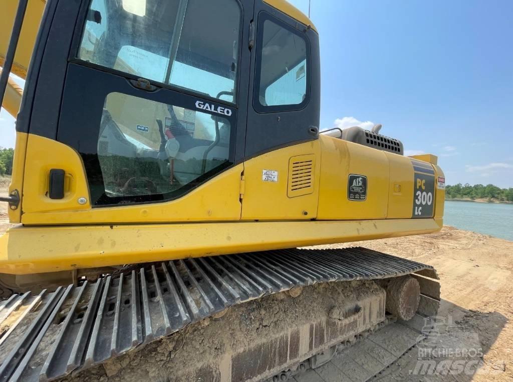 Komatsu PC 300 LC Roomikekskavaatorid