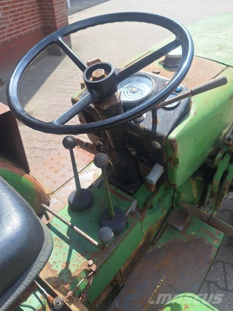 John Deere 1020 Traktorid