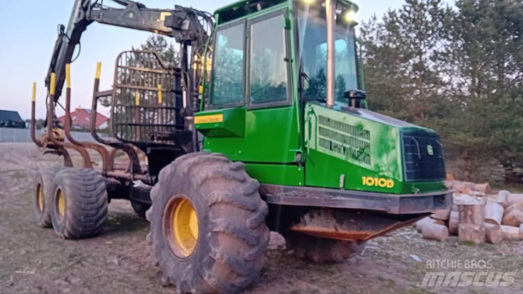 John Deere 1010D Forwarderid