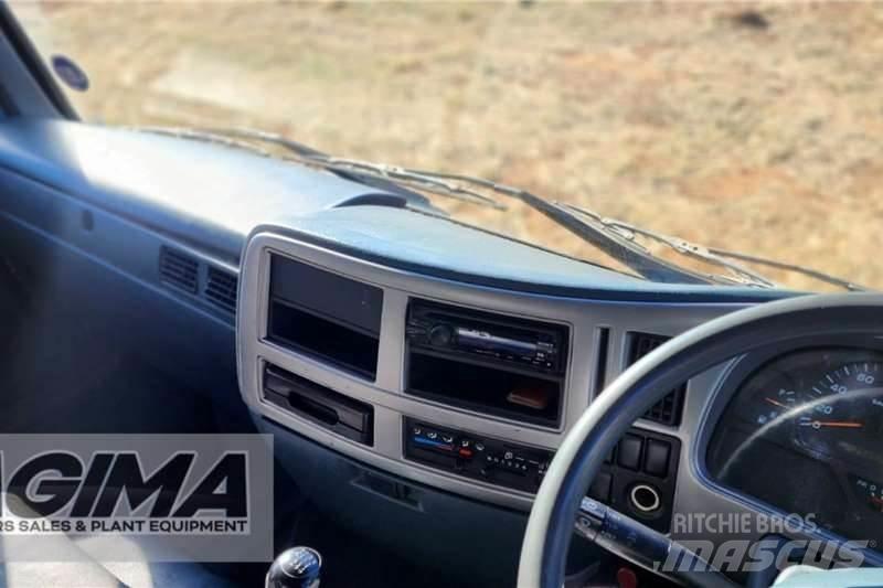 Nissan UD80 Muud veokid