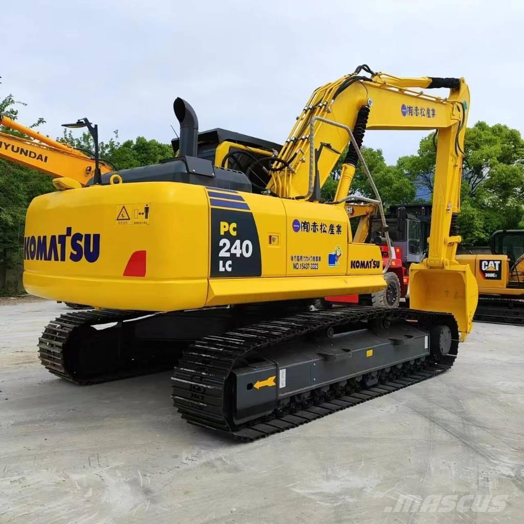 Komatsu PC 240 LC-8 Roomikekskavaatorid