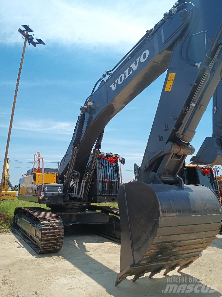 Volvo EC 480 D Roomikekskavaatorid
