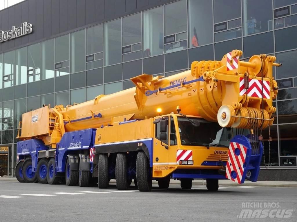 Terex Demag AC 700 Maastikutõstukid
