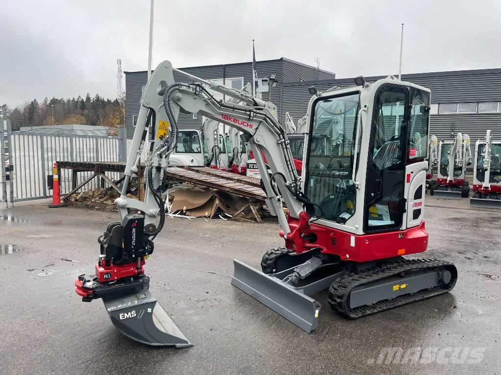 Takeuchi TB 325 R Miniekskavaatorid < 7 t