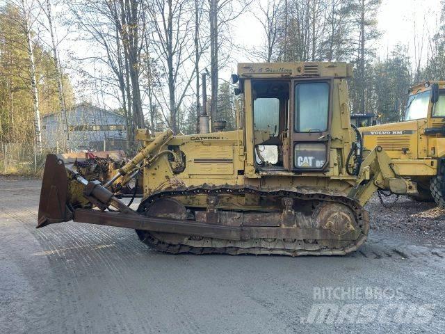CAT D5B 44x890 Buldooserid