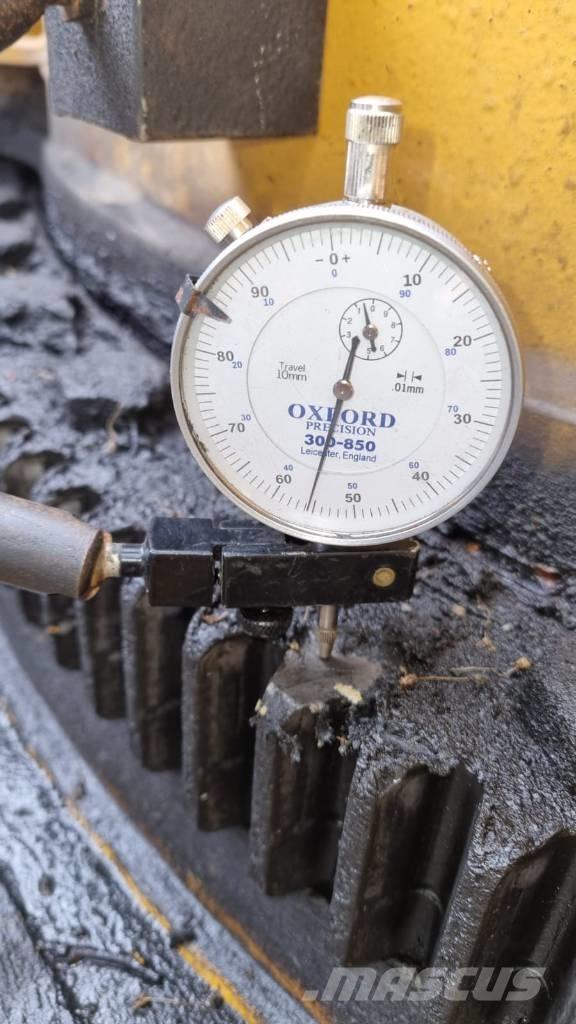 Grove GMK 3055 Maastikutõstukid