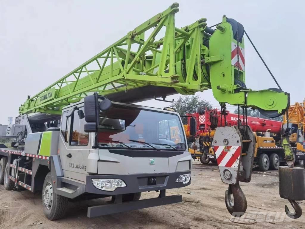 Zoomlion ZTC350 Maastikutõstukid
