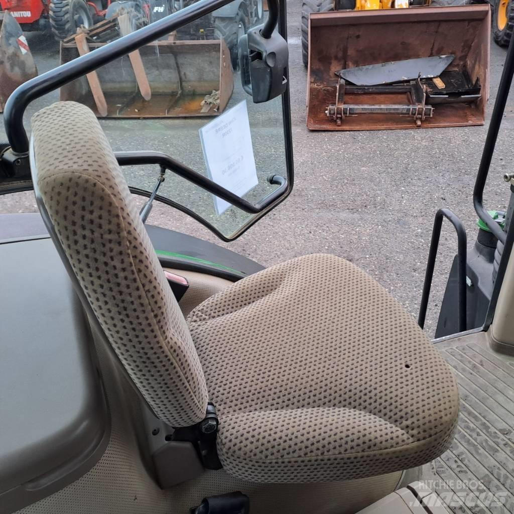 John Deere 7230 R Traktorid
