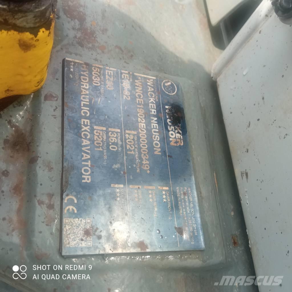 Wacker Neuson EZ 50 Roomikekskavaatorid