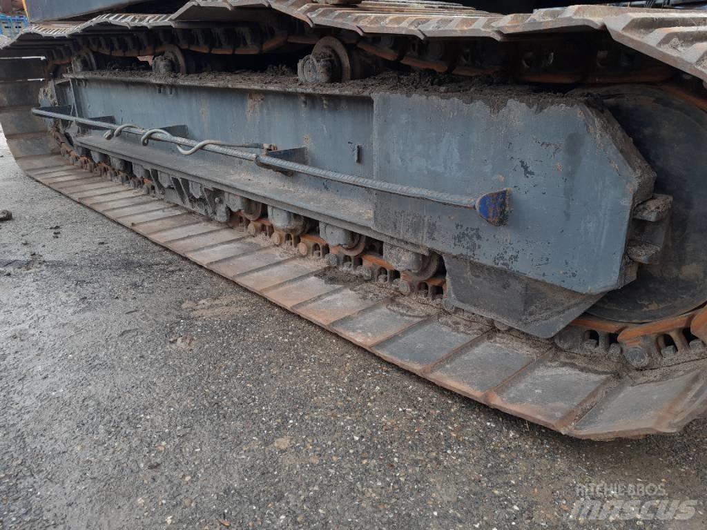 Hitachi KH 100 Roomikkraanad