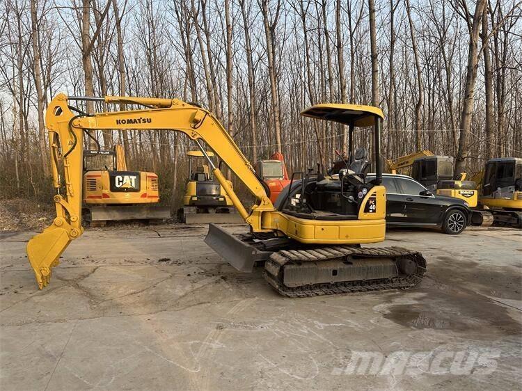 Komatsu PC40 Roomikekskavaatorid