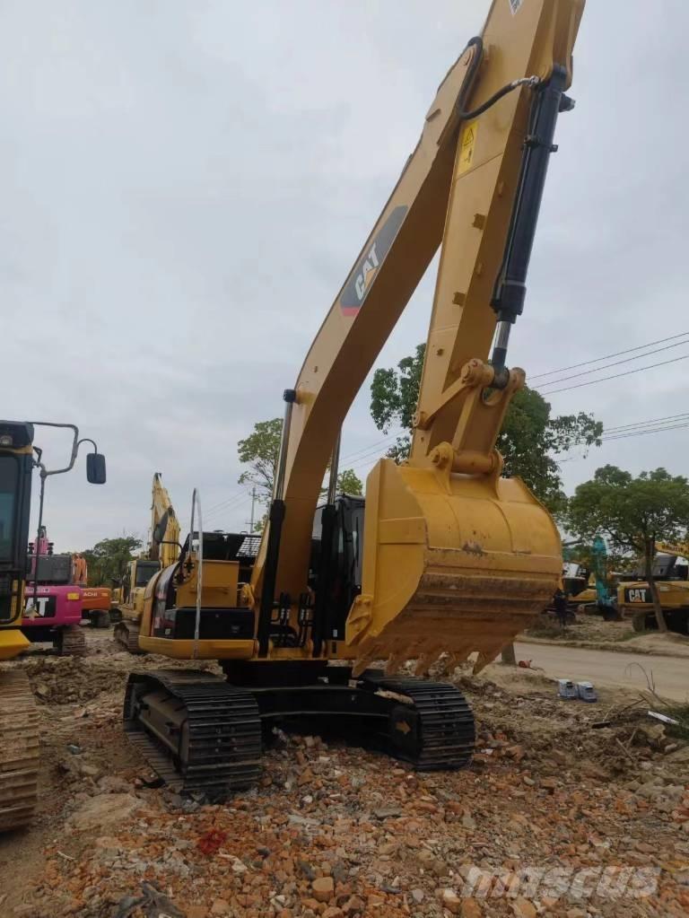 CAT 320 D Roomikekskavaatorid