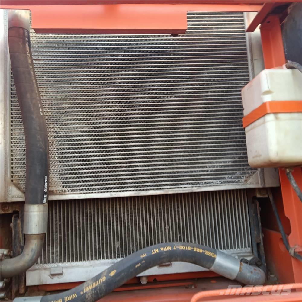 Doosan DH300LC-7 Roomikekskavaatorid
