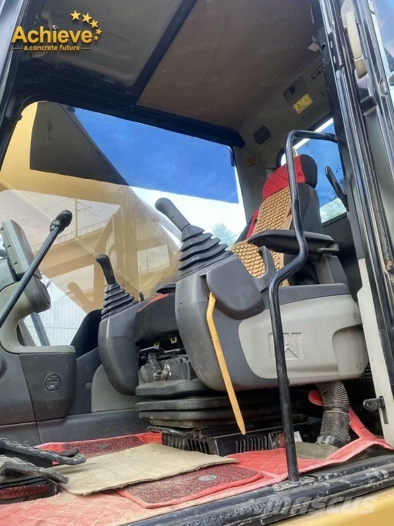 CAT 336D2 Roomikekskavaatorid