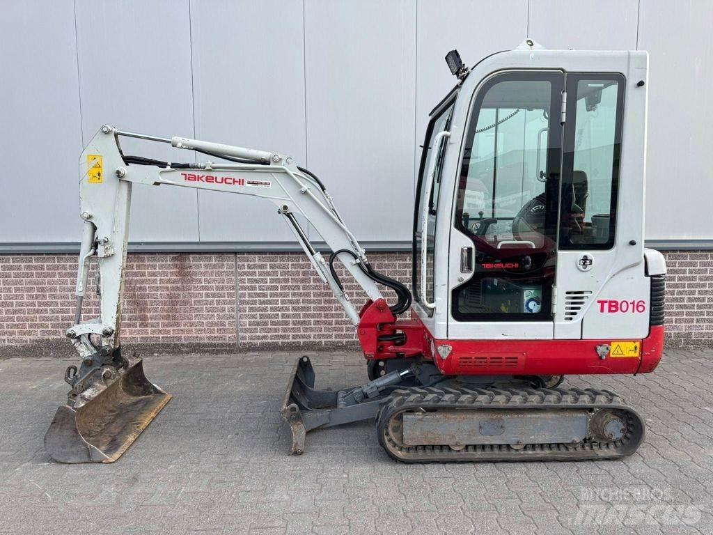 Takeuchi TB016 Miniekskavaatorid < 7 t