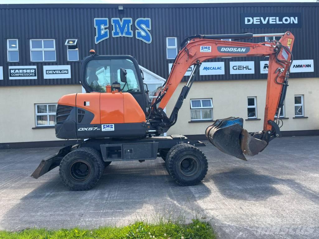 Doosan DX 57 W-5 Ratasekskavaatorid