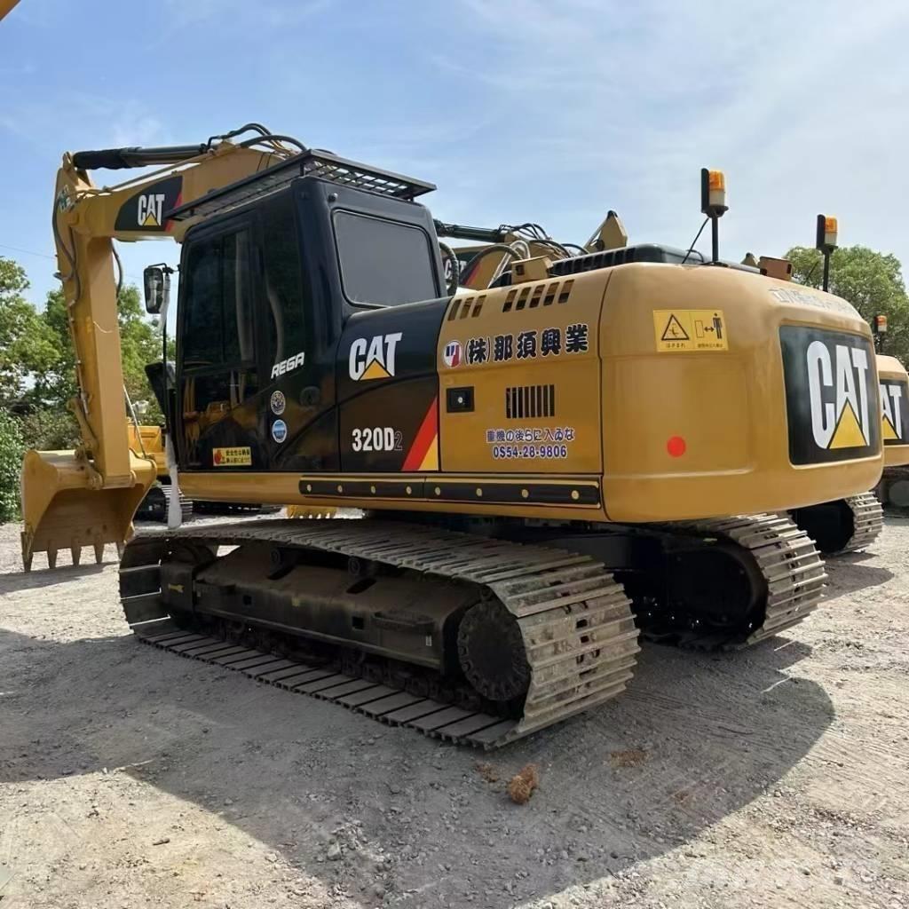 CAT 320 D Roomikekskavaatorid